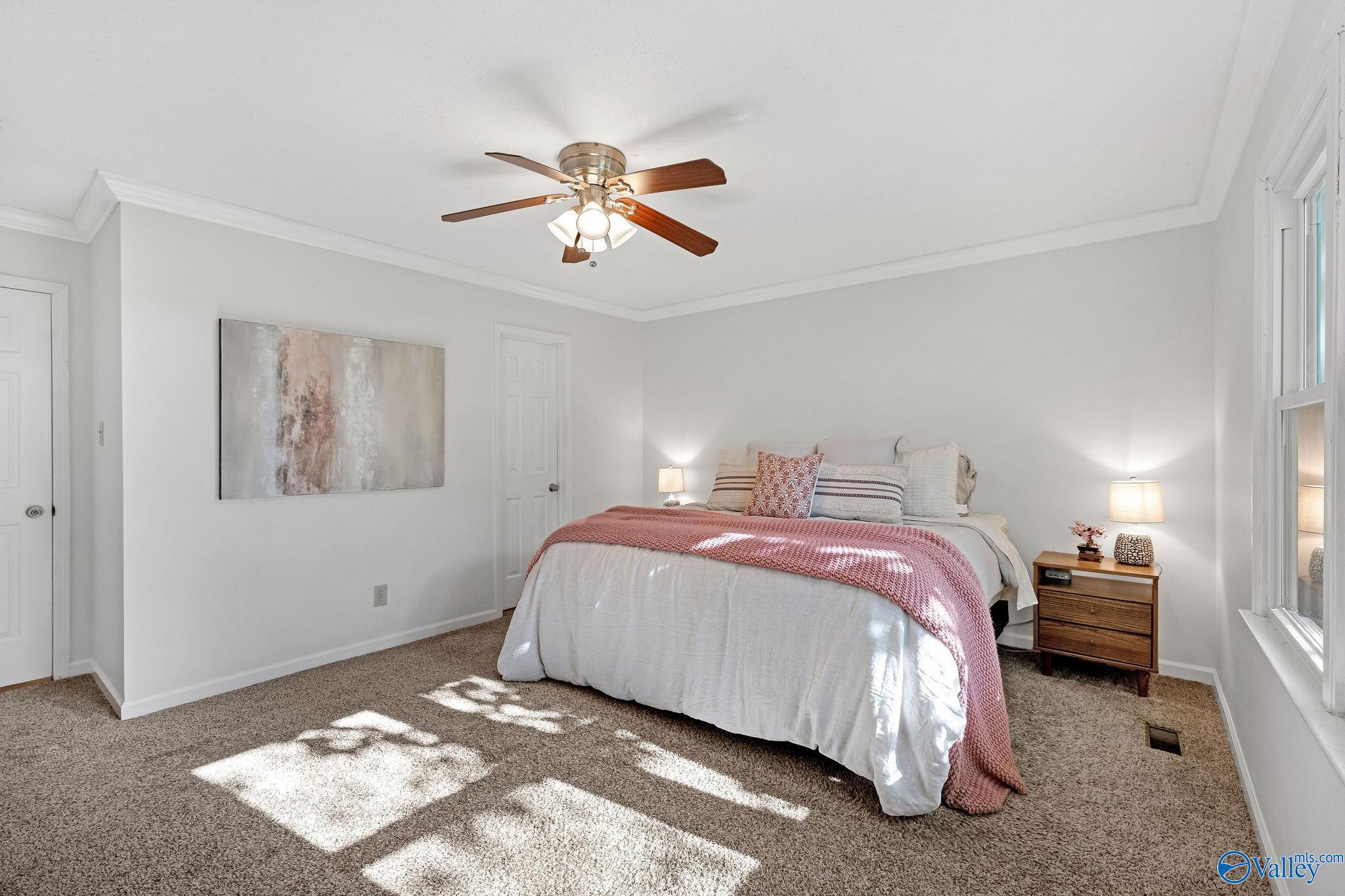 2140 Greenwood Place SW