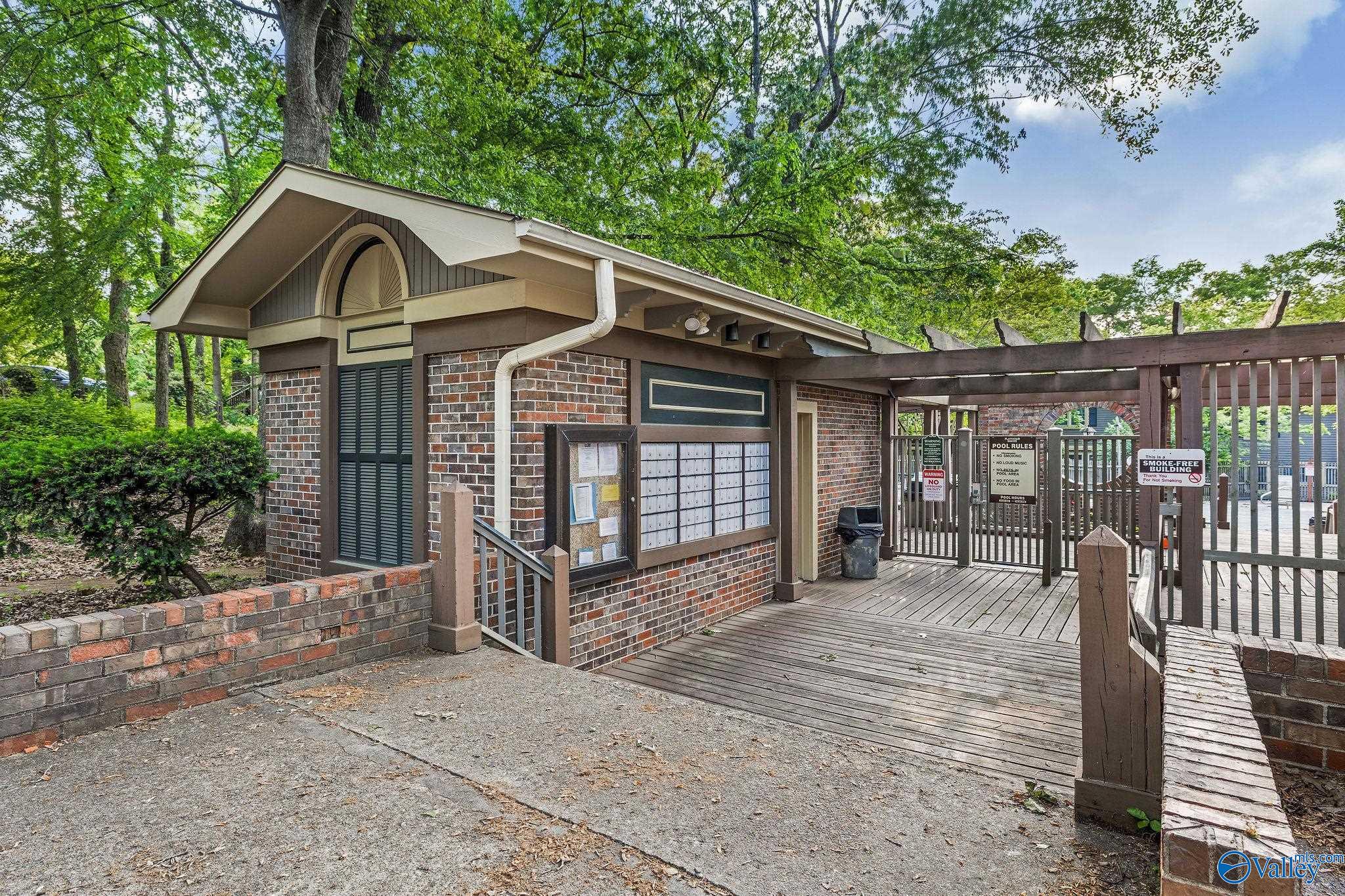 2140 Greenwood Place SW