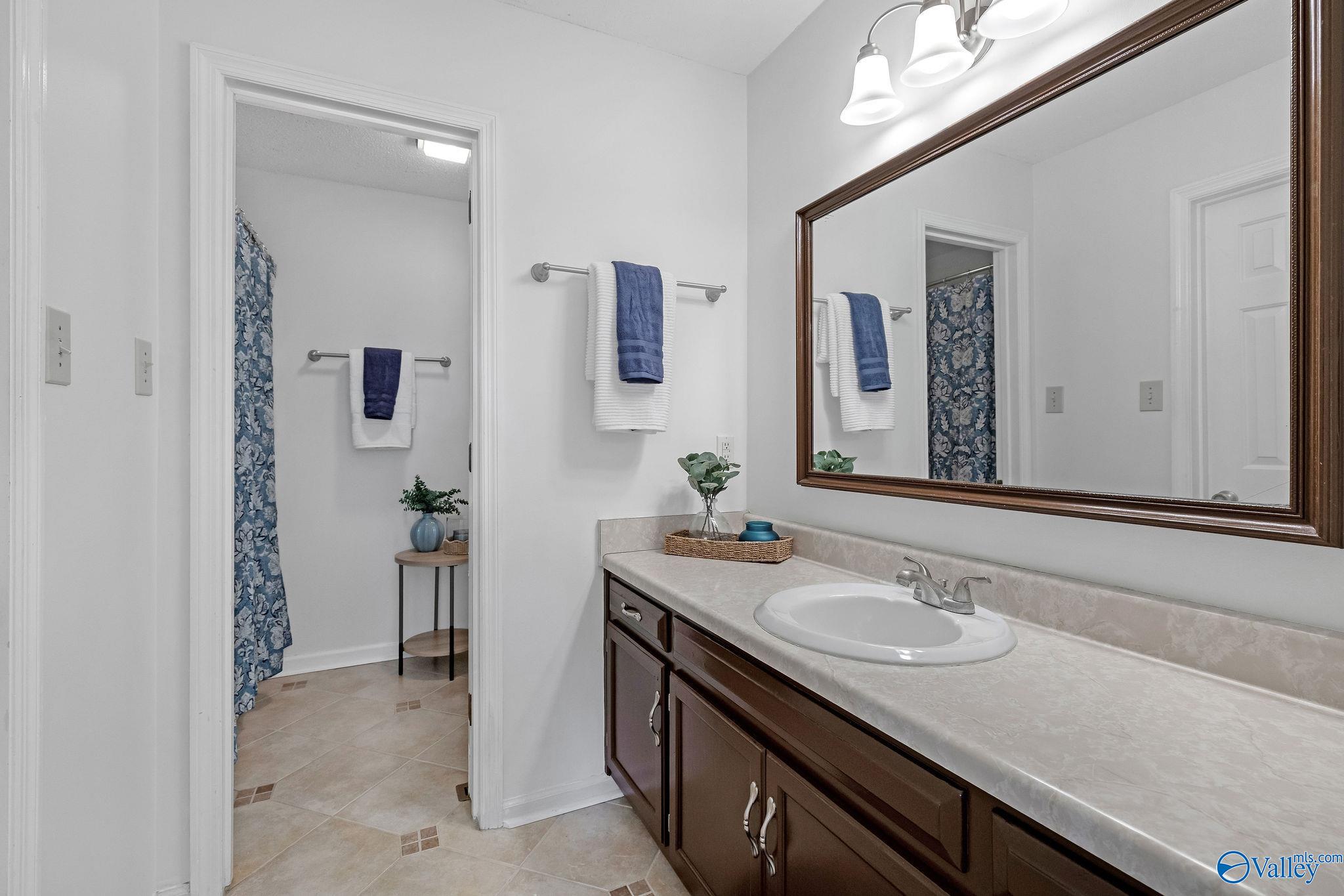 2140 Greenwood Place SW