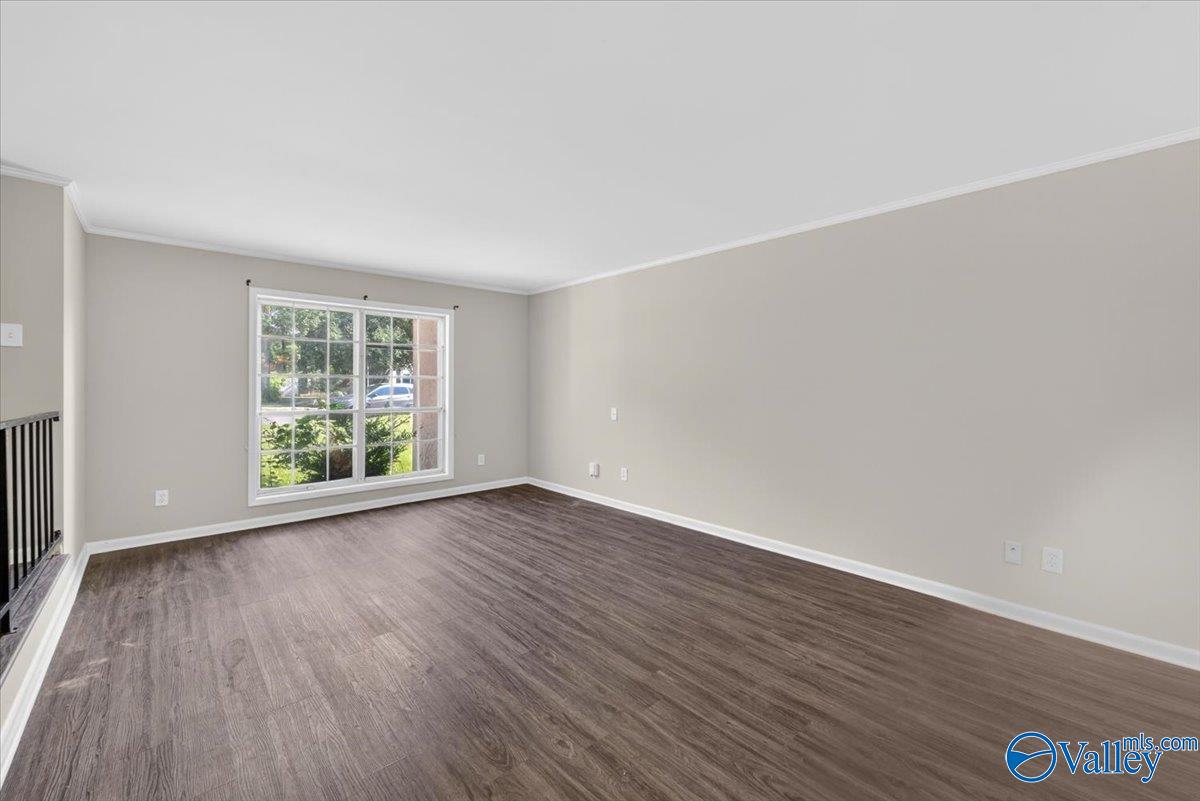 1922 Burlingame Drive