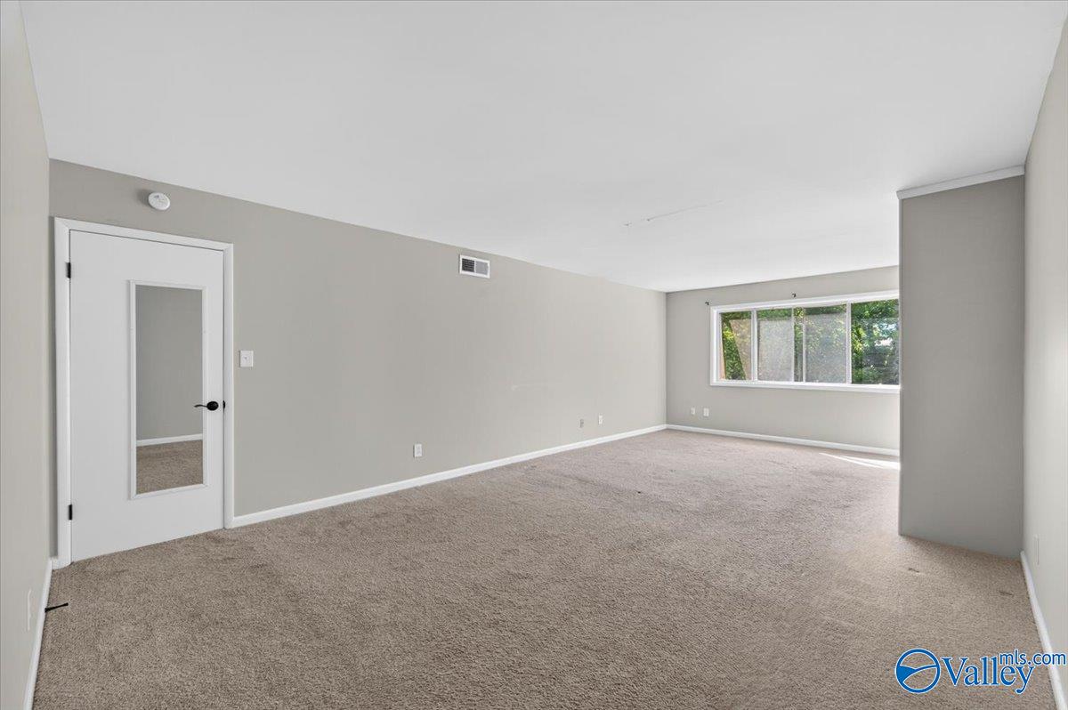 1922 Burlingame Drive
