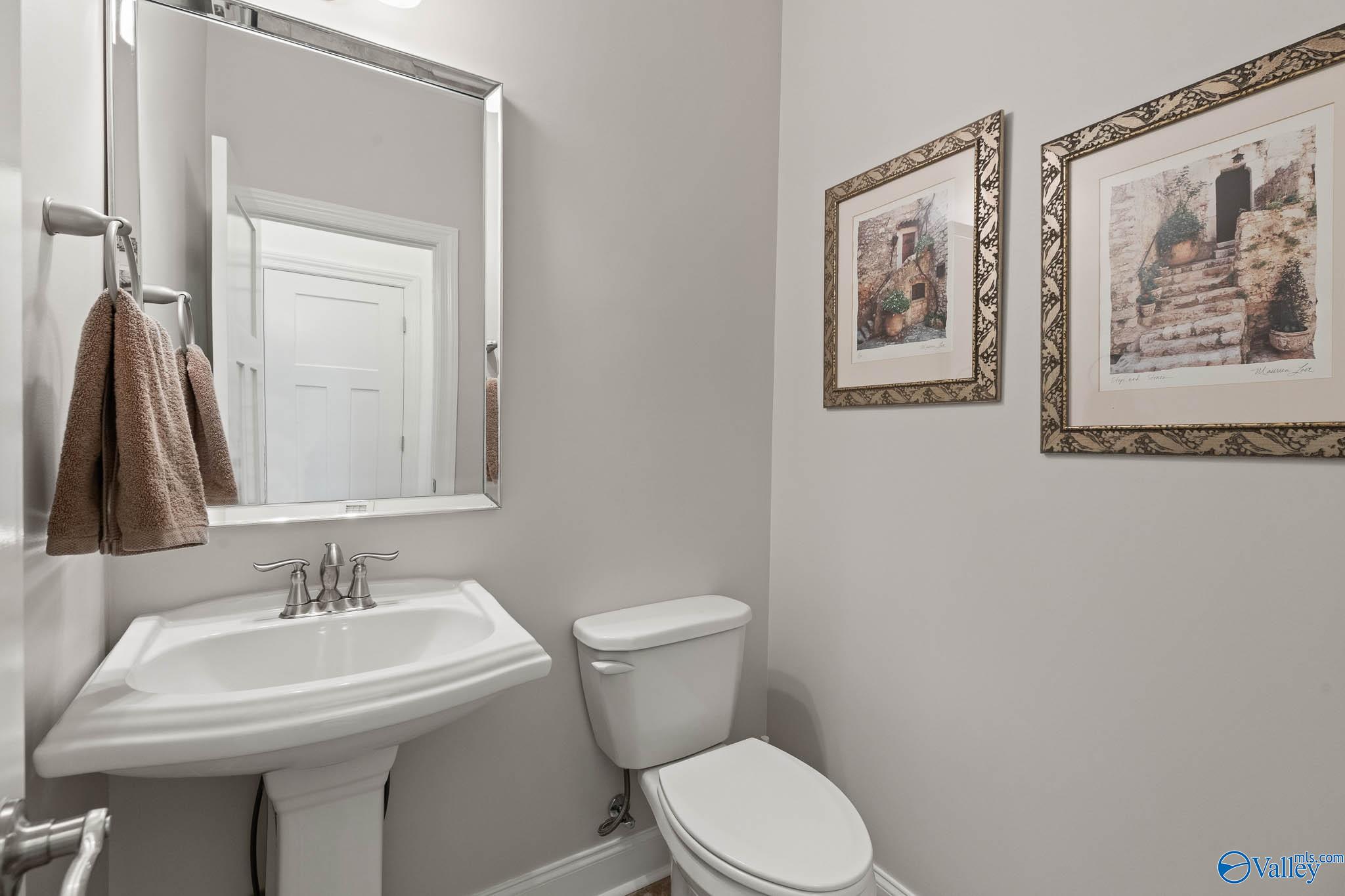 157 Huntsmen Lane