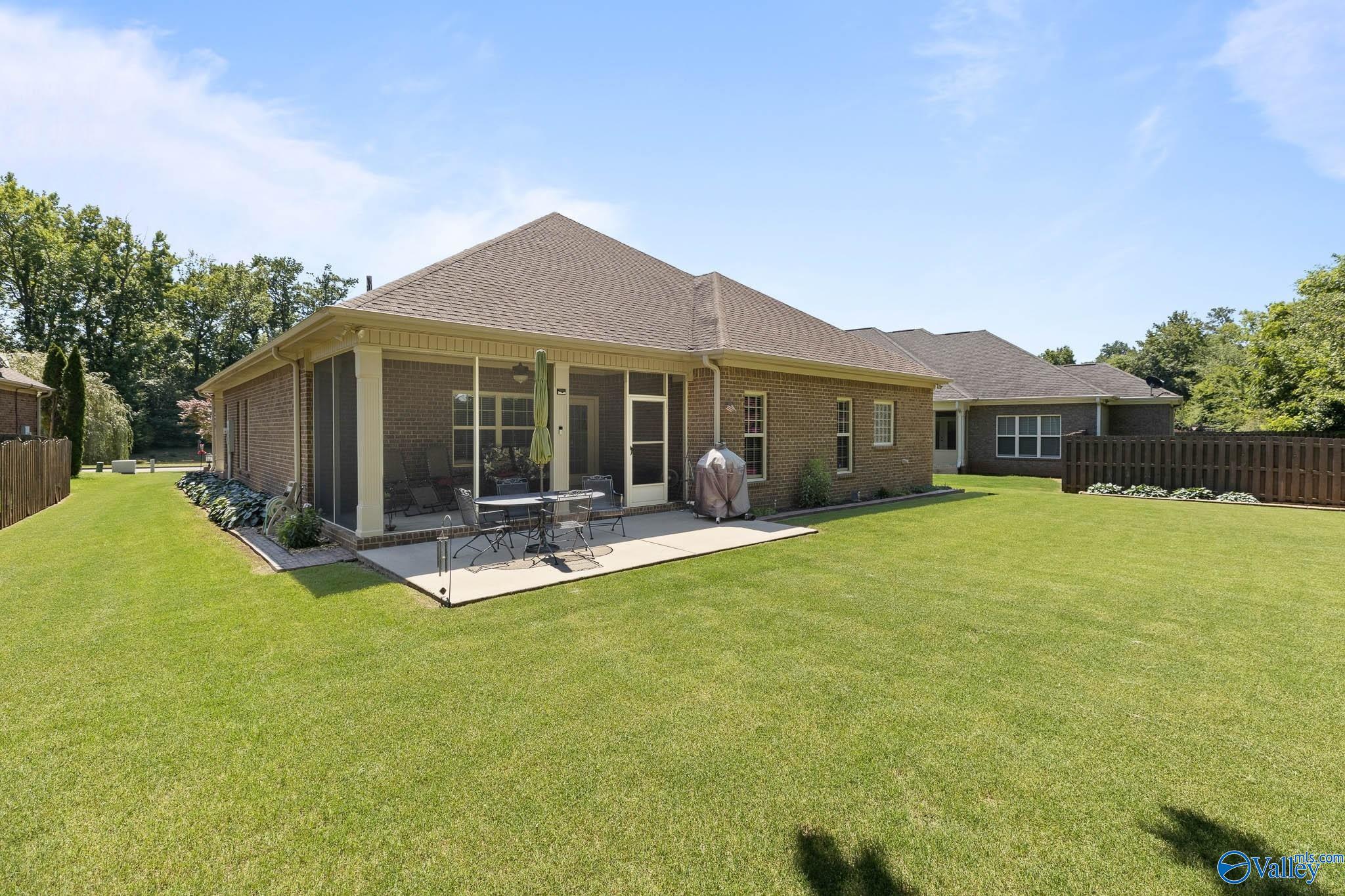157 Huntsmen Lane