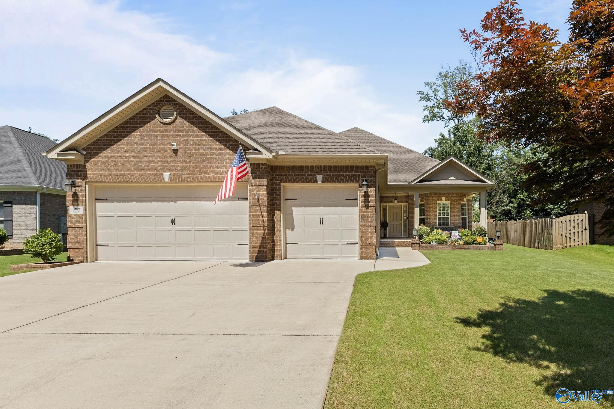 157 Huntsmen Lane