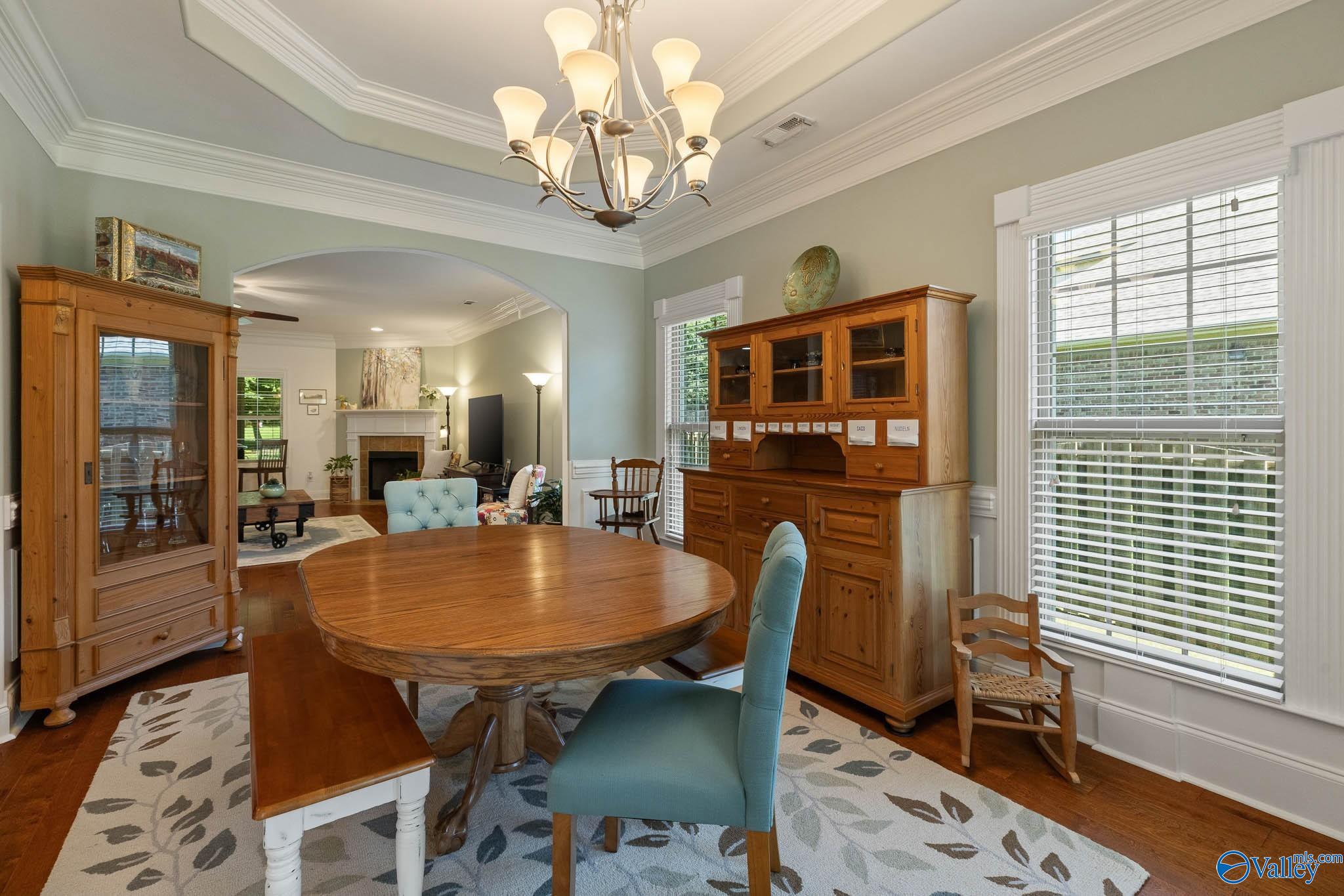 157 Huntsmen Lane