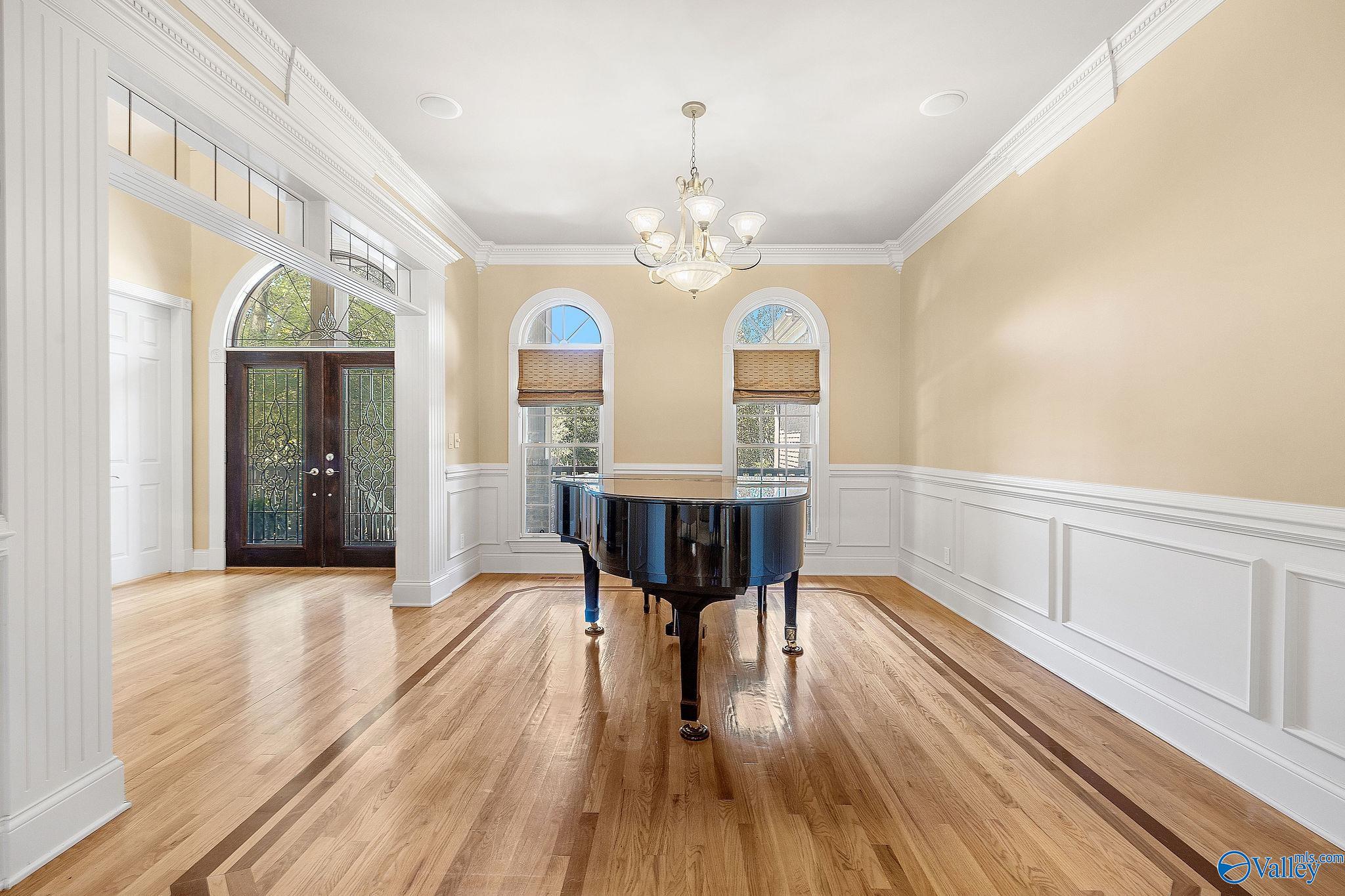106 Hidden Springs Court