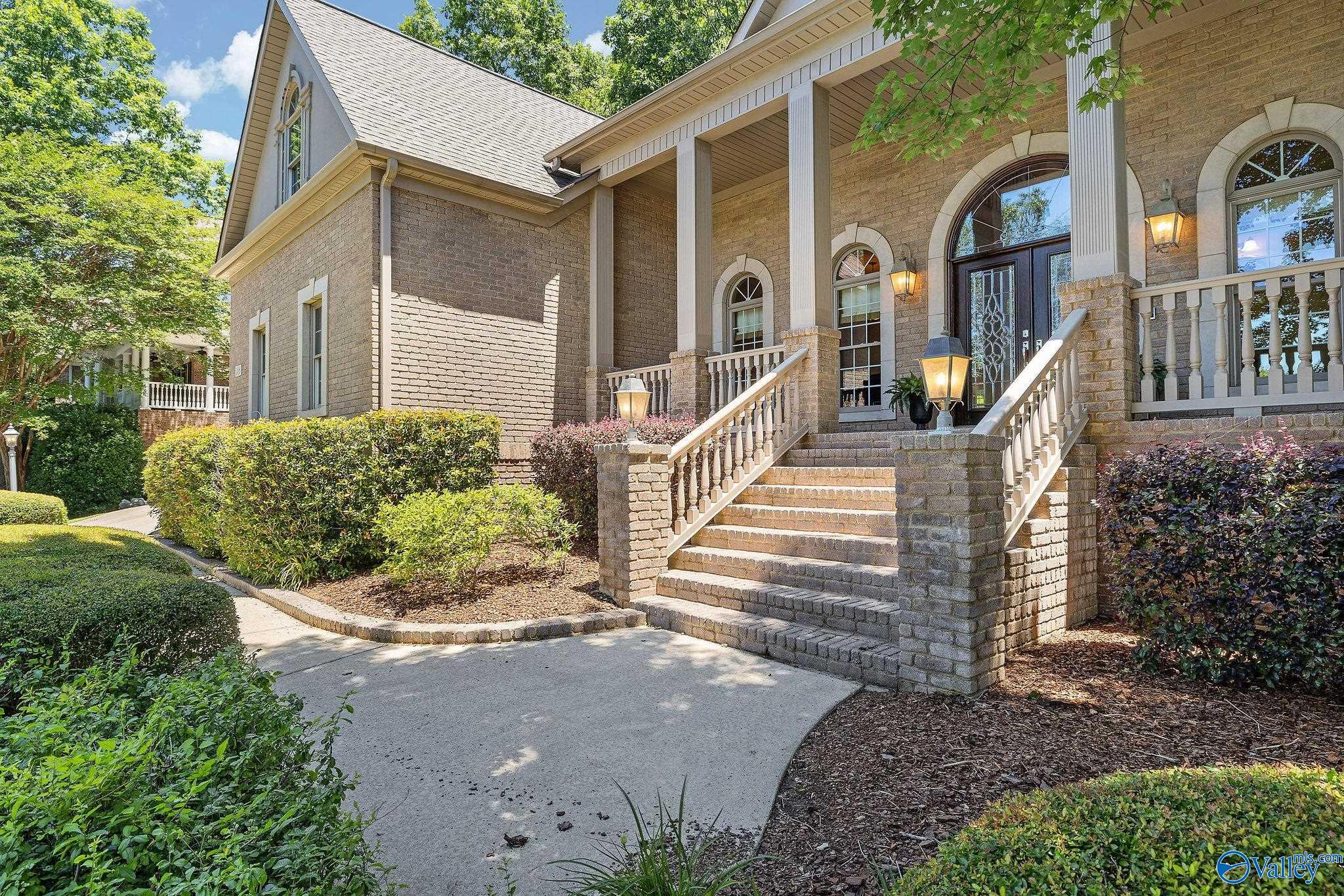 106 Hidden Springs Court