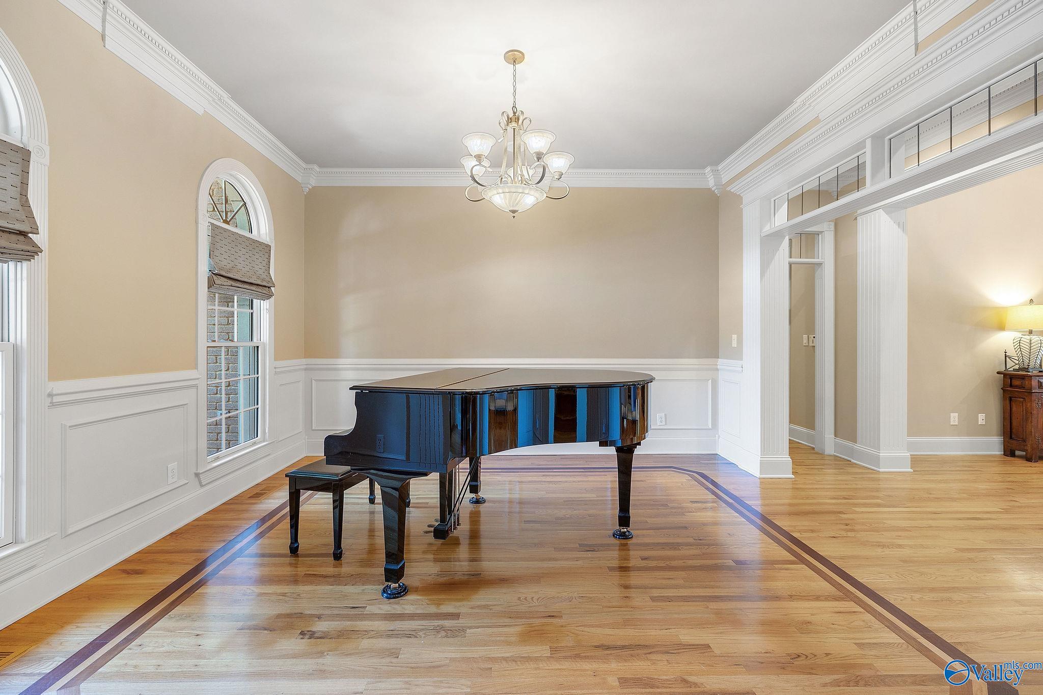 106 Hidden Springs Court