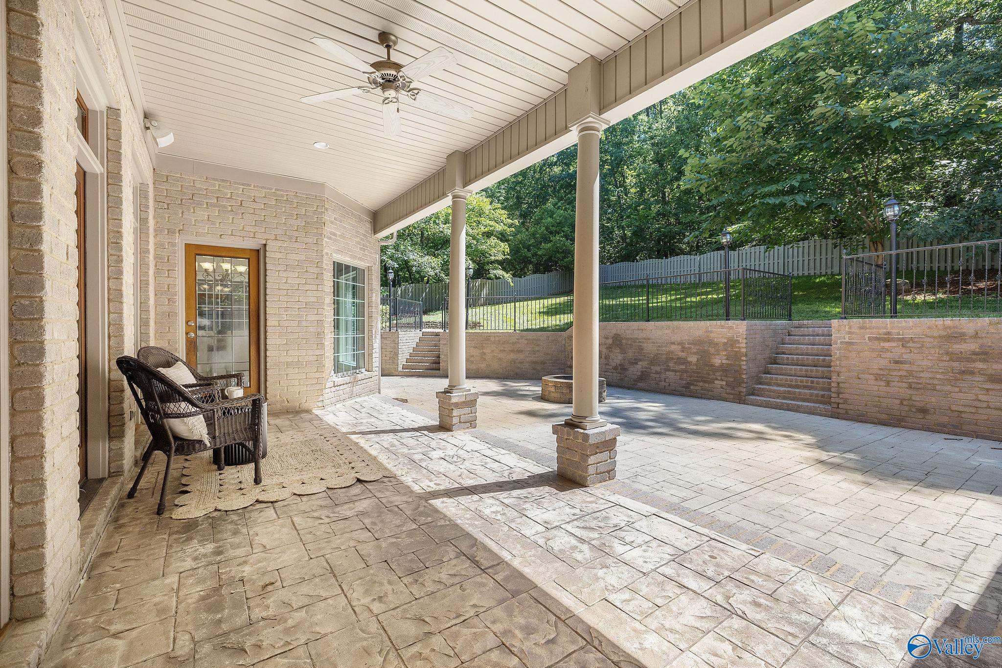 106 Hidden Springs Court