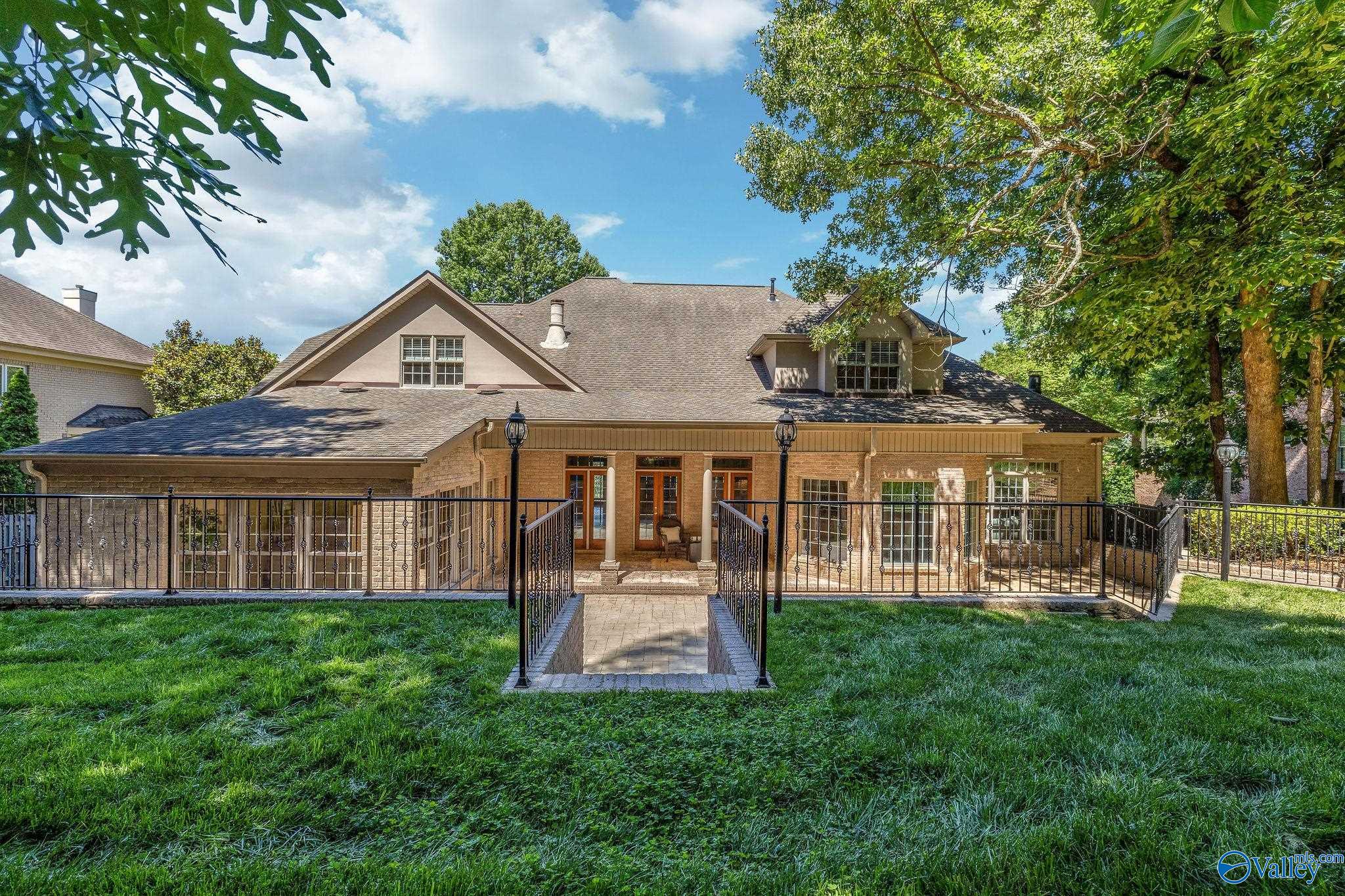 106 Hidden Springs Court