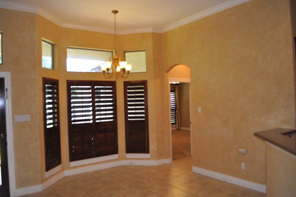 2146 Hedgestone