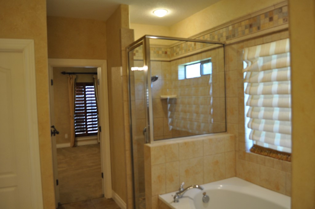 2146 Hedgestone