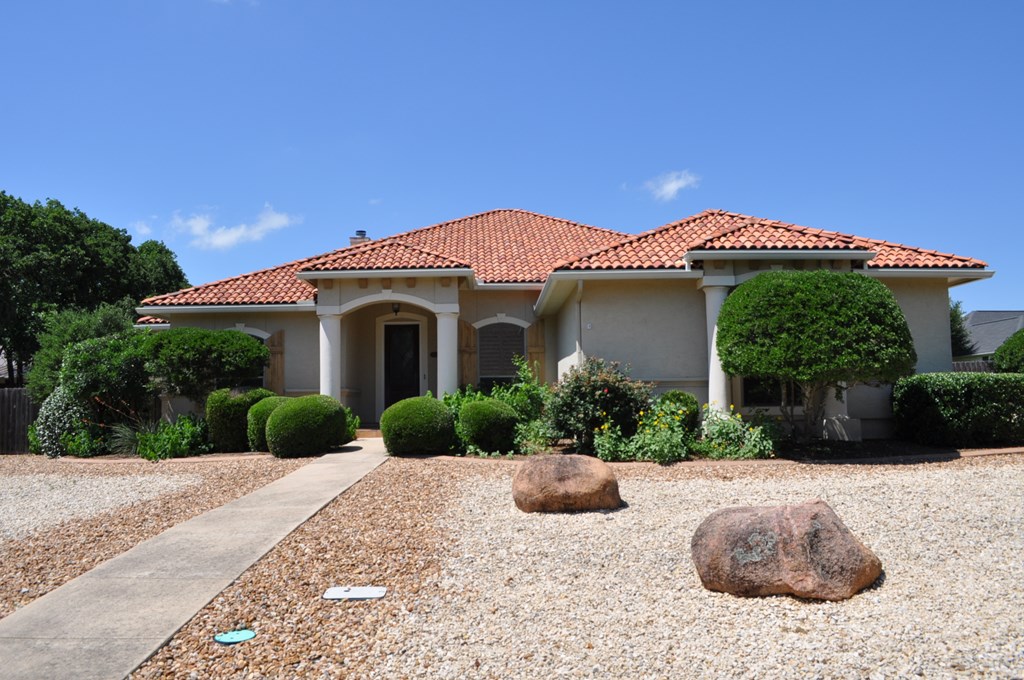 2146 Hedgestone