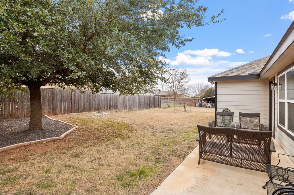 205 Green Oaks Loop