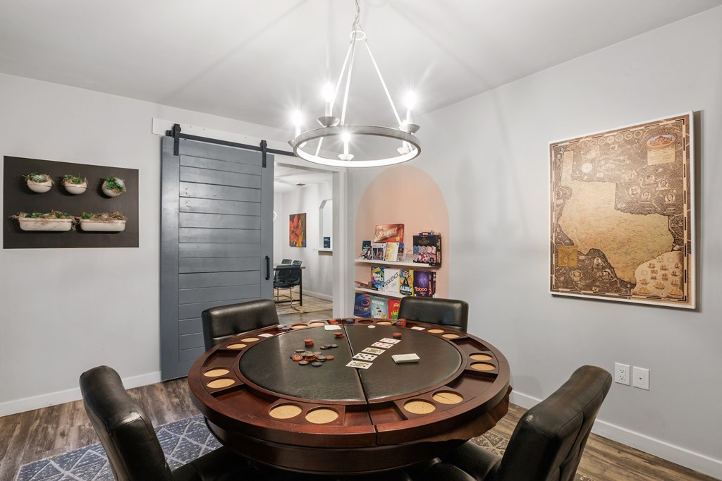 205 Green Oaks Loop