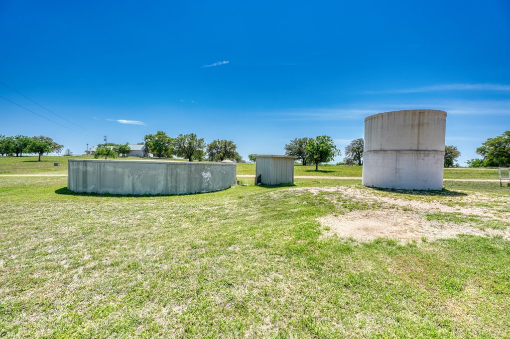 3950 Ranch Rd 2241