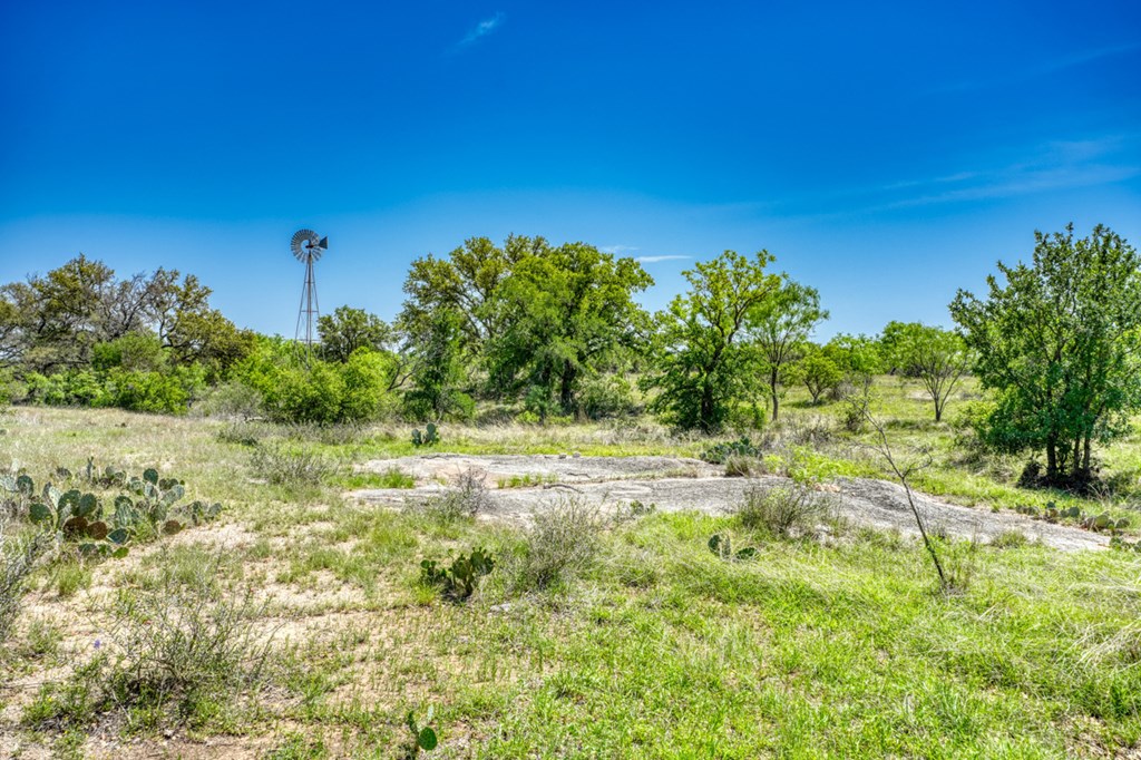 3950 Ranch Rd 2241