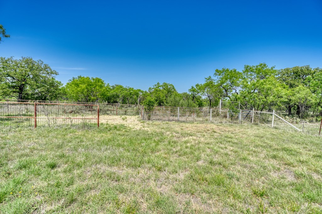 3950 Ranch Rd 2241