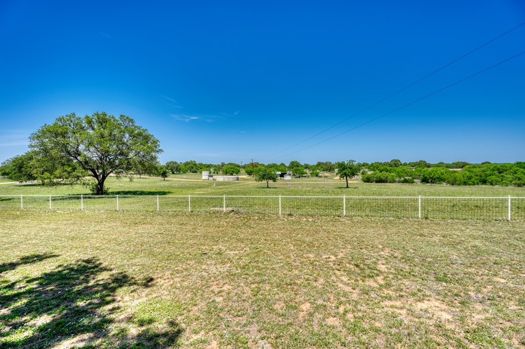 3950 Ranch Rd 2241