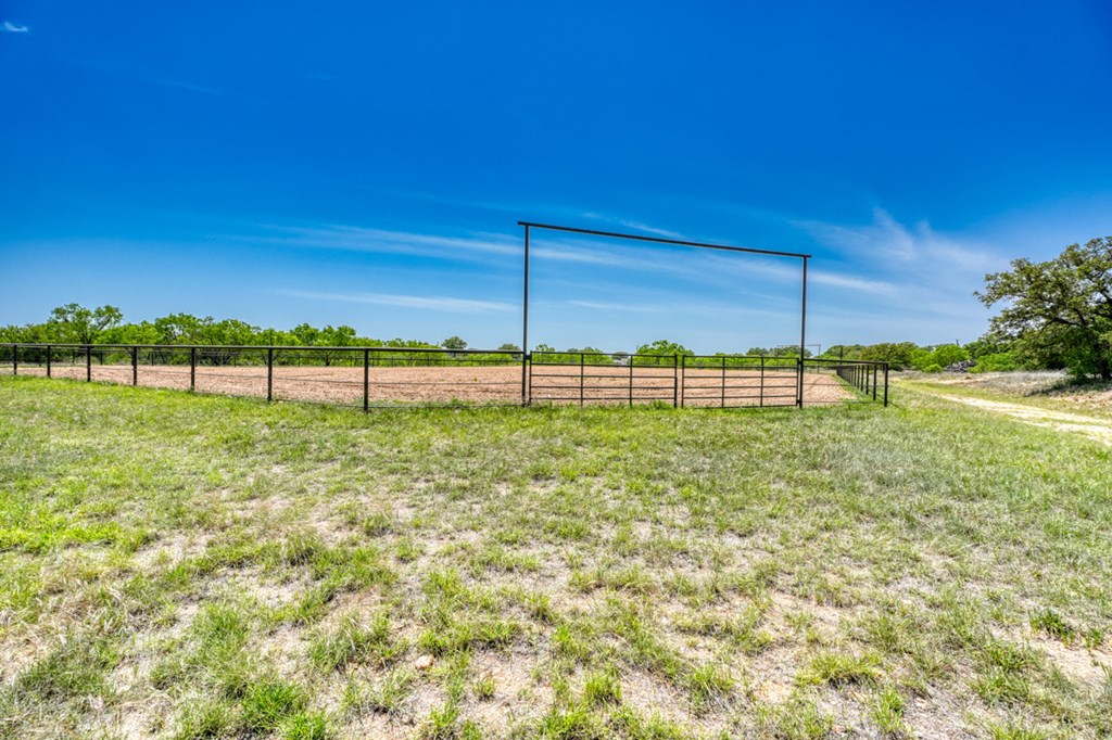 3950 Ranch Rd 2241