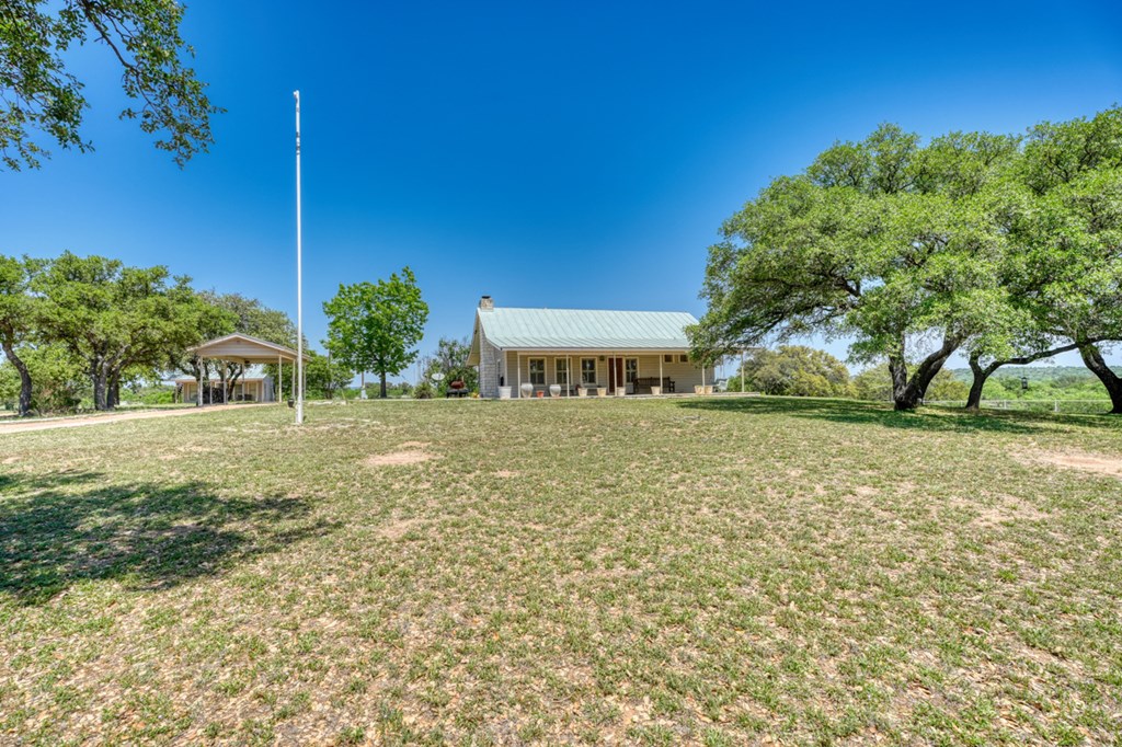 3950 Ranch Rd 2241