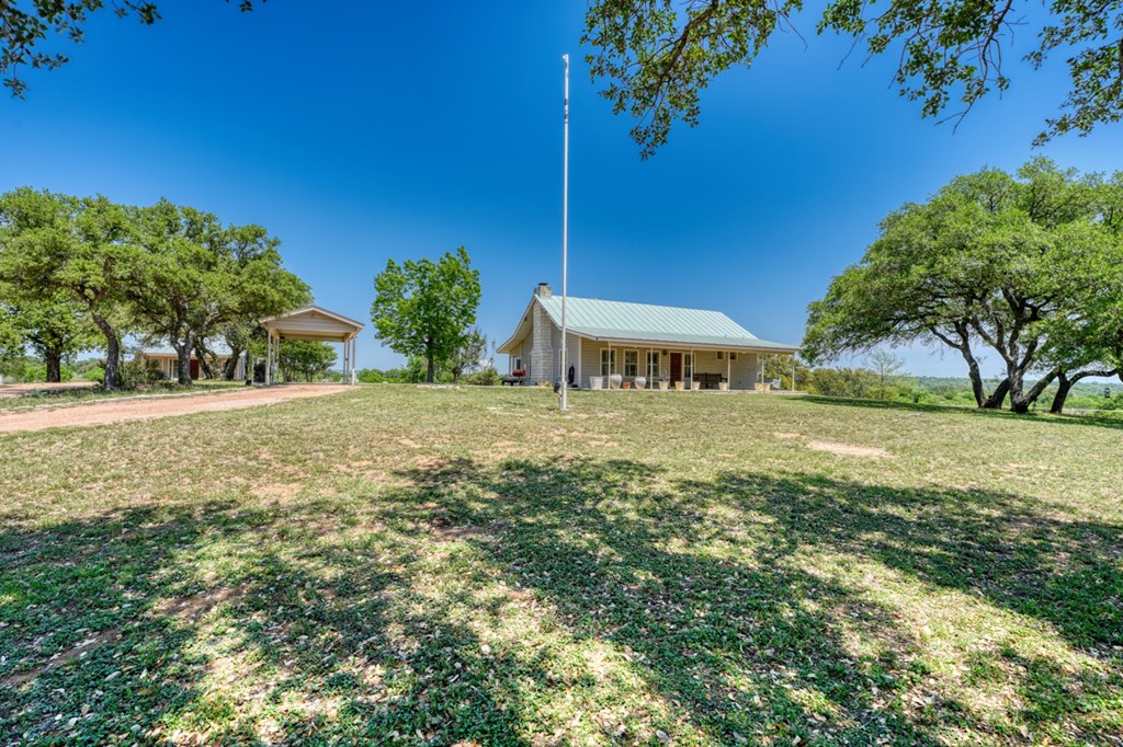 3950 Ranch Rd 2241
