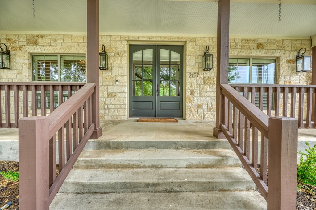 2157 Stone Oak