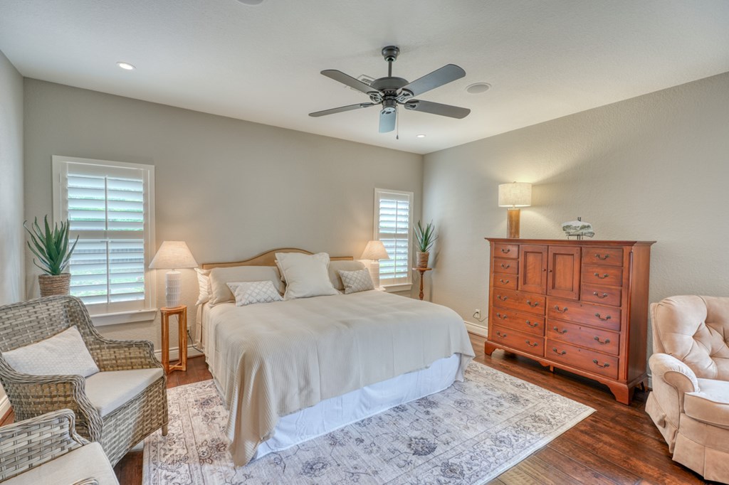 2157 Stone Oak