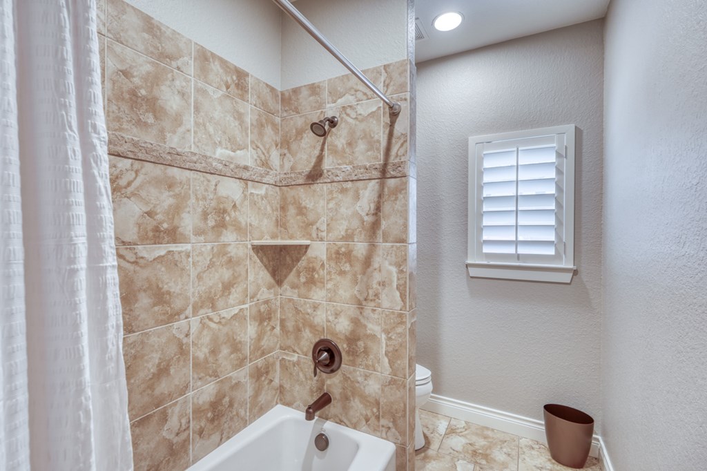 2157 Stone Oak