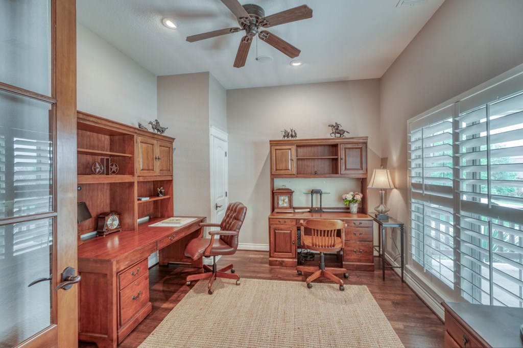 2157 Stone Oak