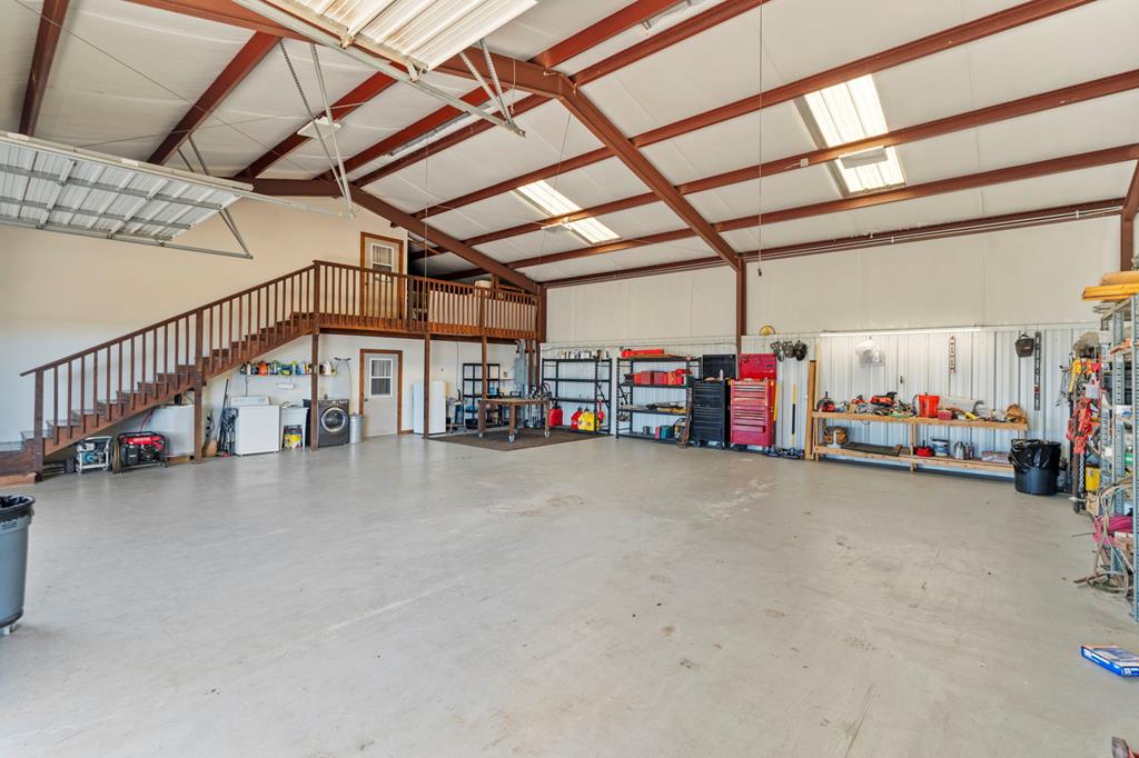 647 Funf Kinder Rd