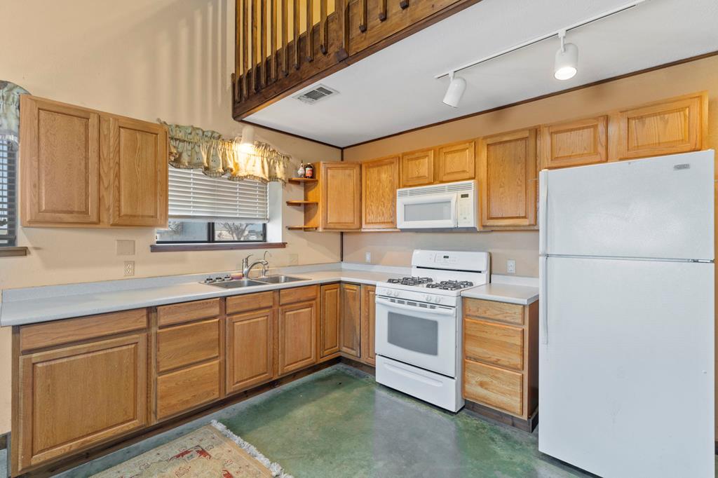 647 Funf Kinder Rd