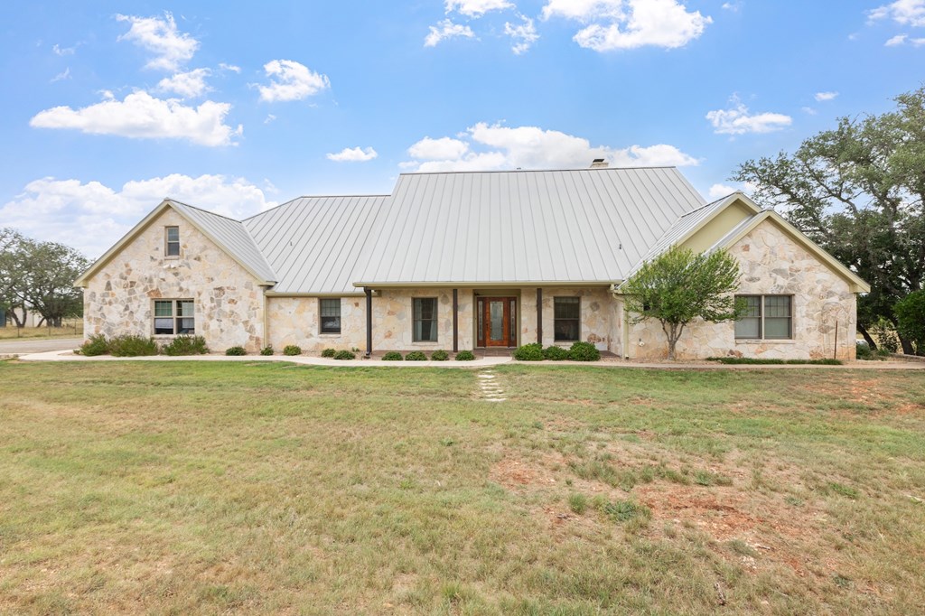 647 Funf Kinder Rd