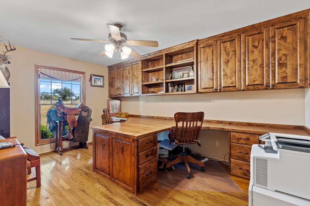 647 Funf Kinder Rd