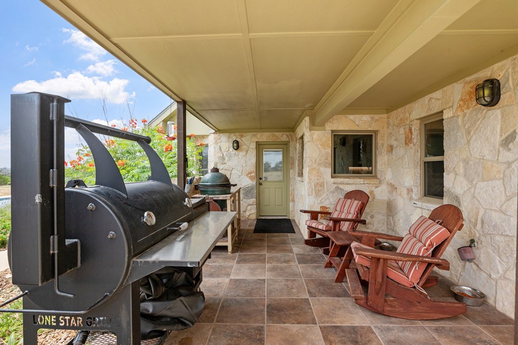 647 Funf Kinder Rd