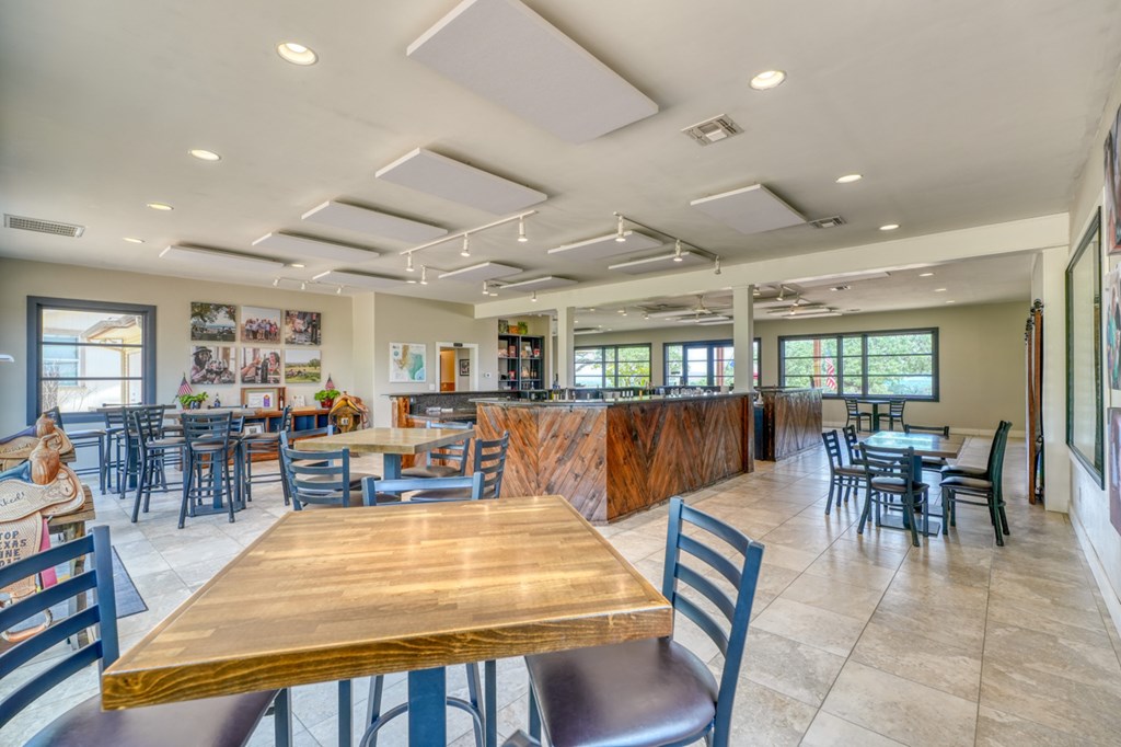 2916 Upper Albert Rd