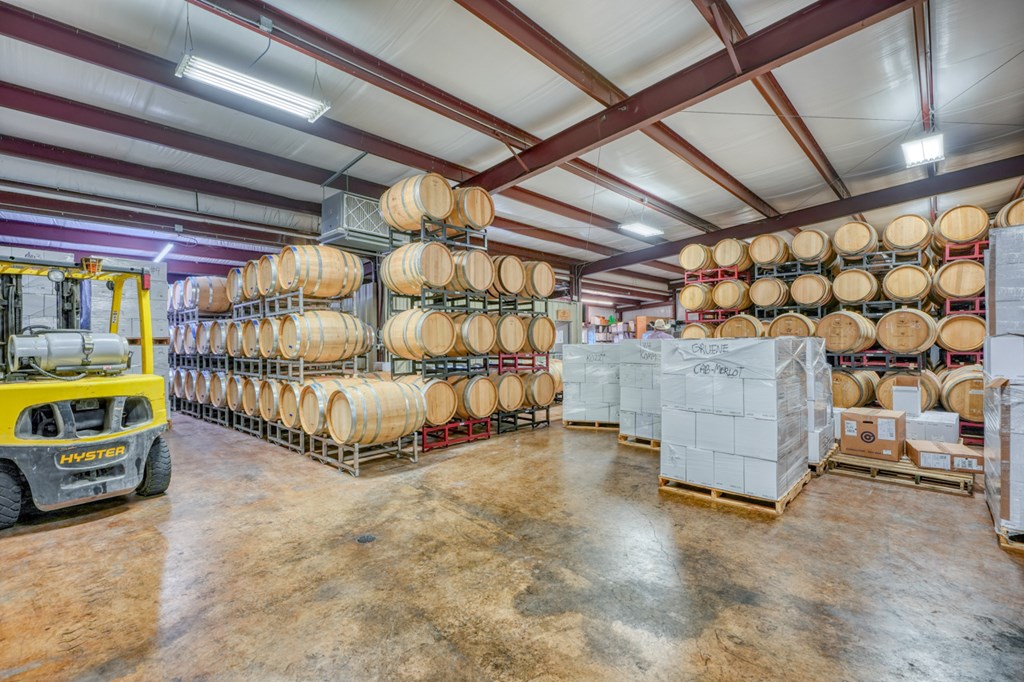 2916 Upper Albert Rd