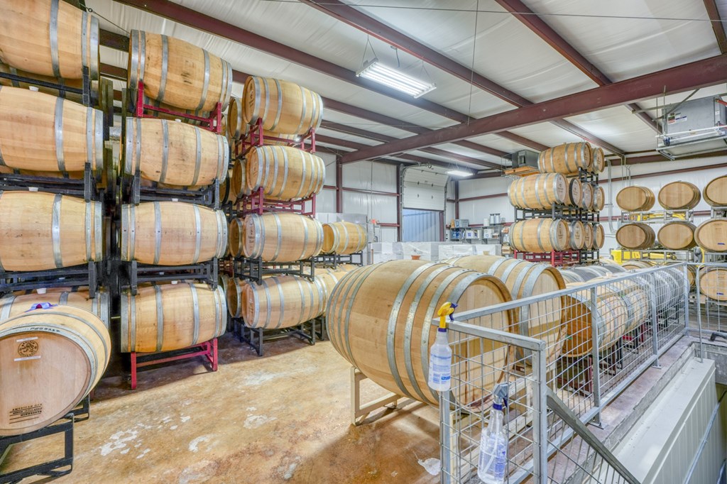 2916 Upper Albert Rd