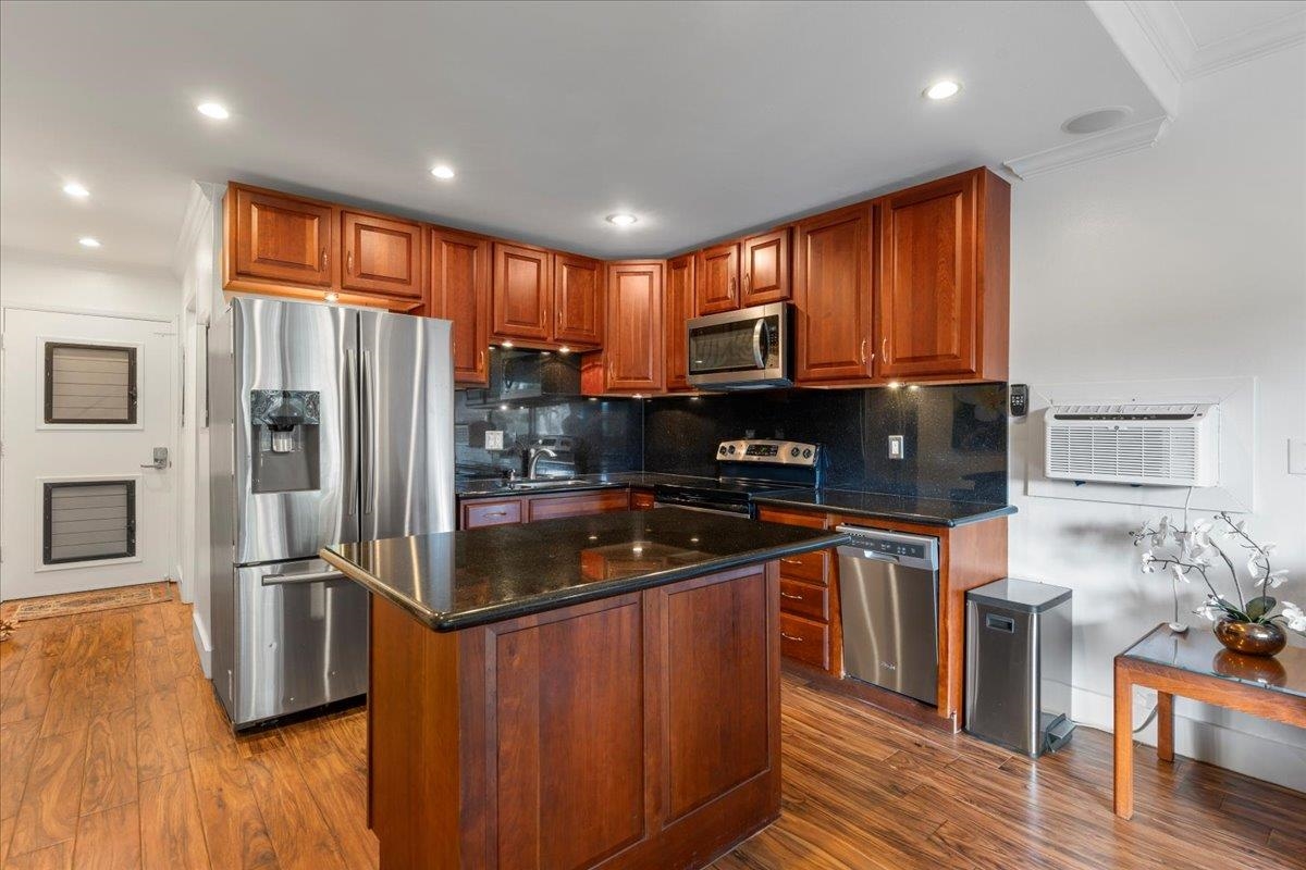 4440 Lower Honoapiilani Rd Unit: 151