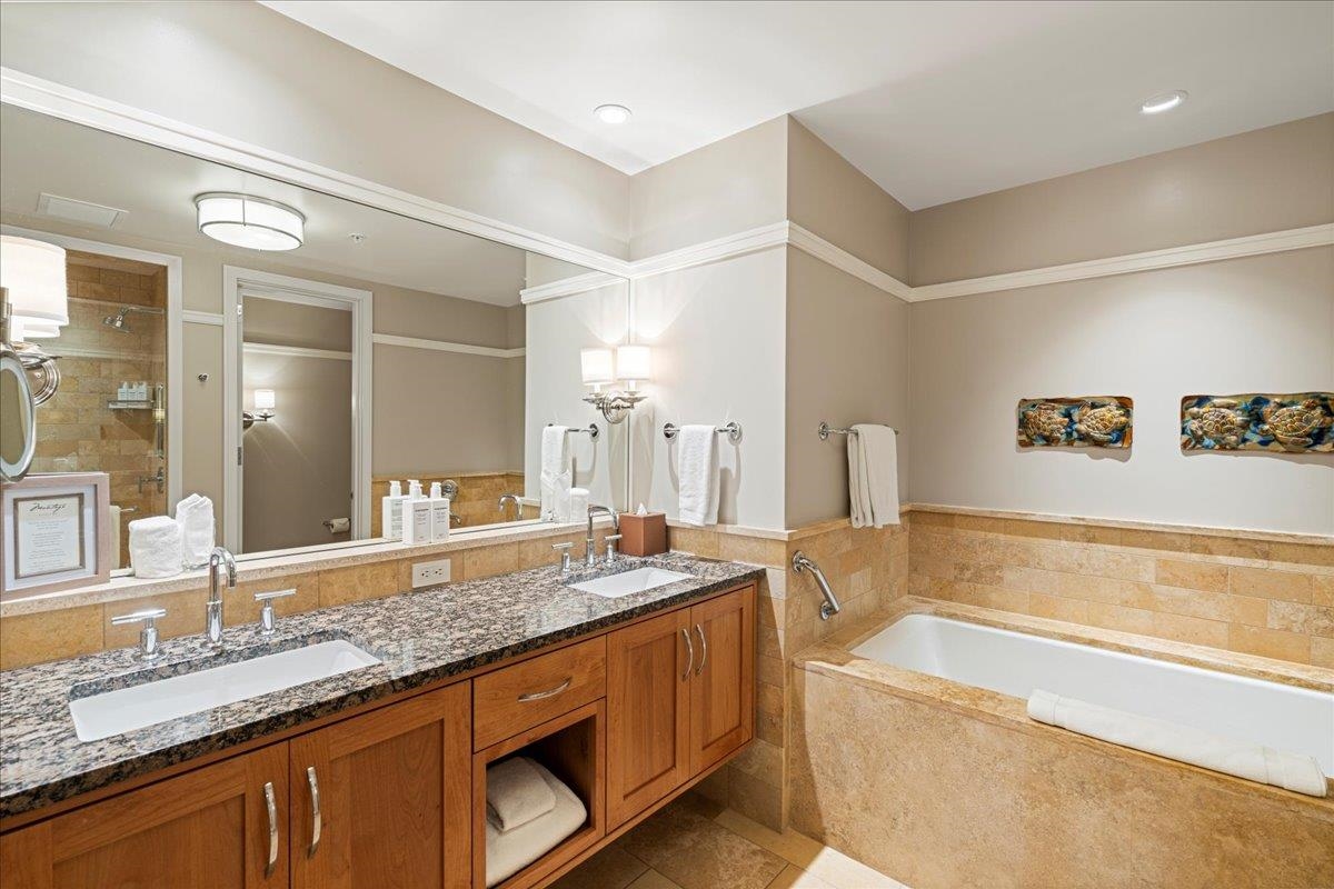 1 Bay DR Unit: 3503