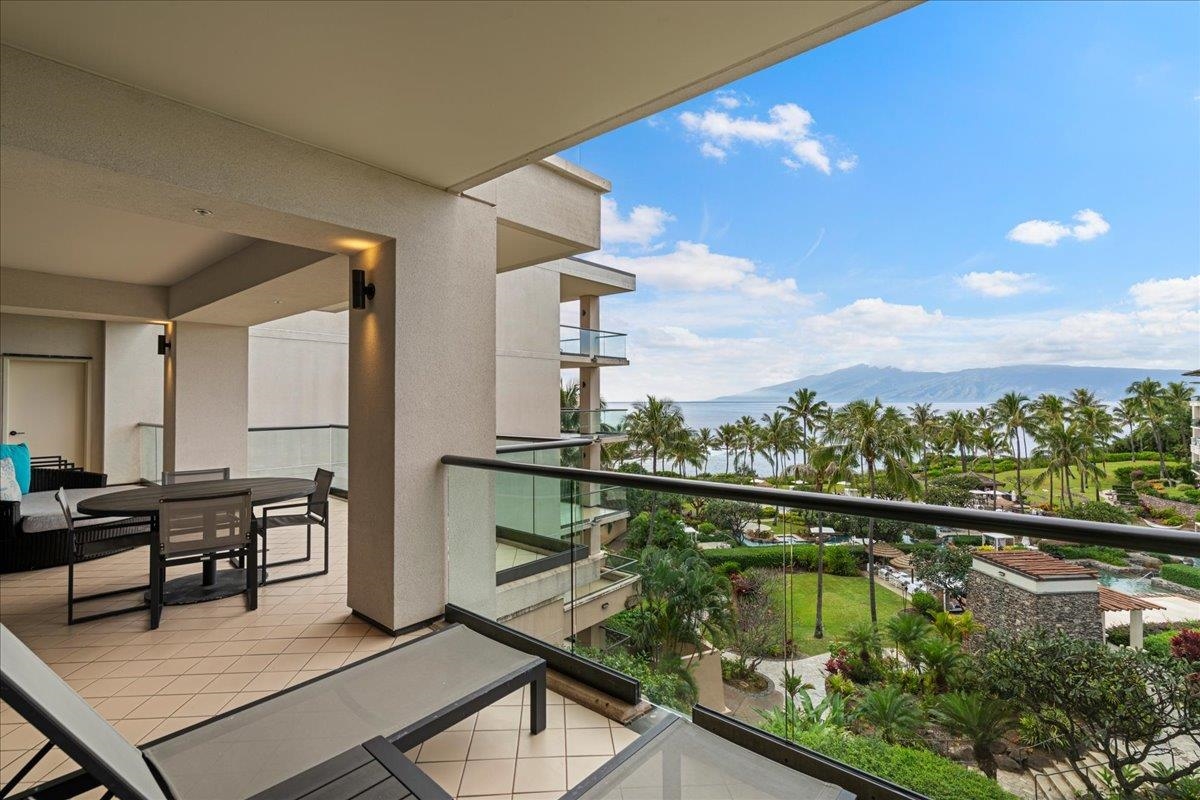 1 Bay DR Unit: 3503