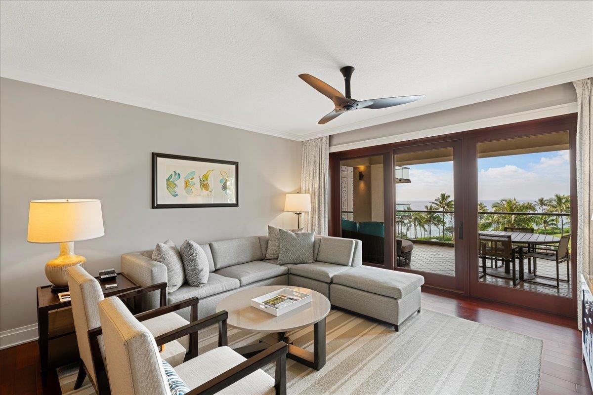 1 Bay DR Unit: 3503