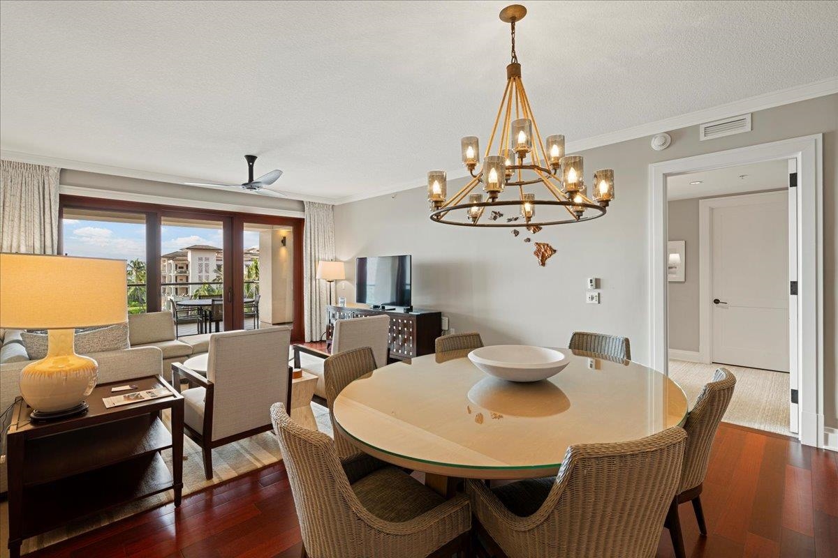 1 Bay DR Unit: 3503