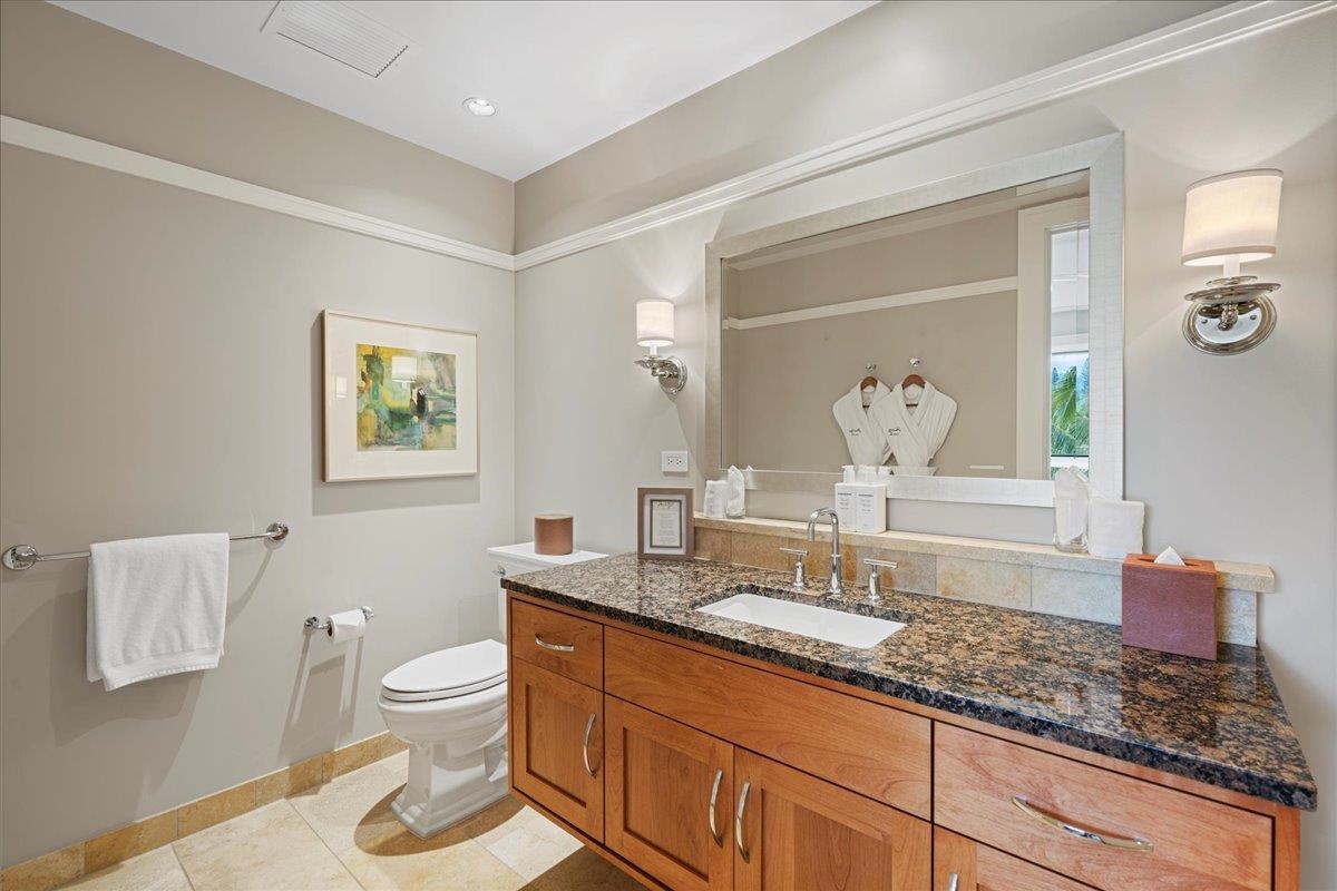 1 Bay DR Unit: 3503