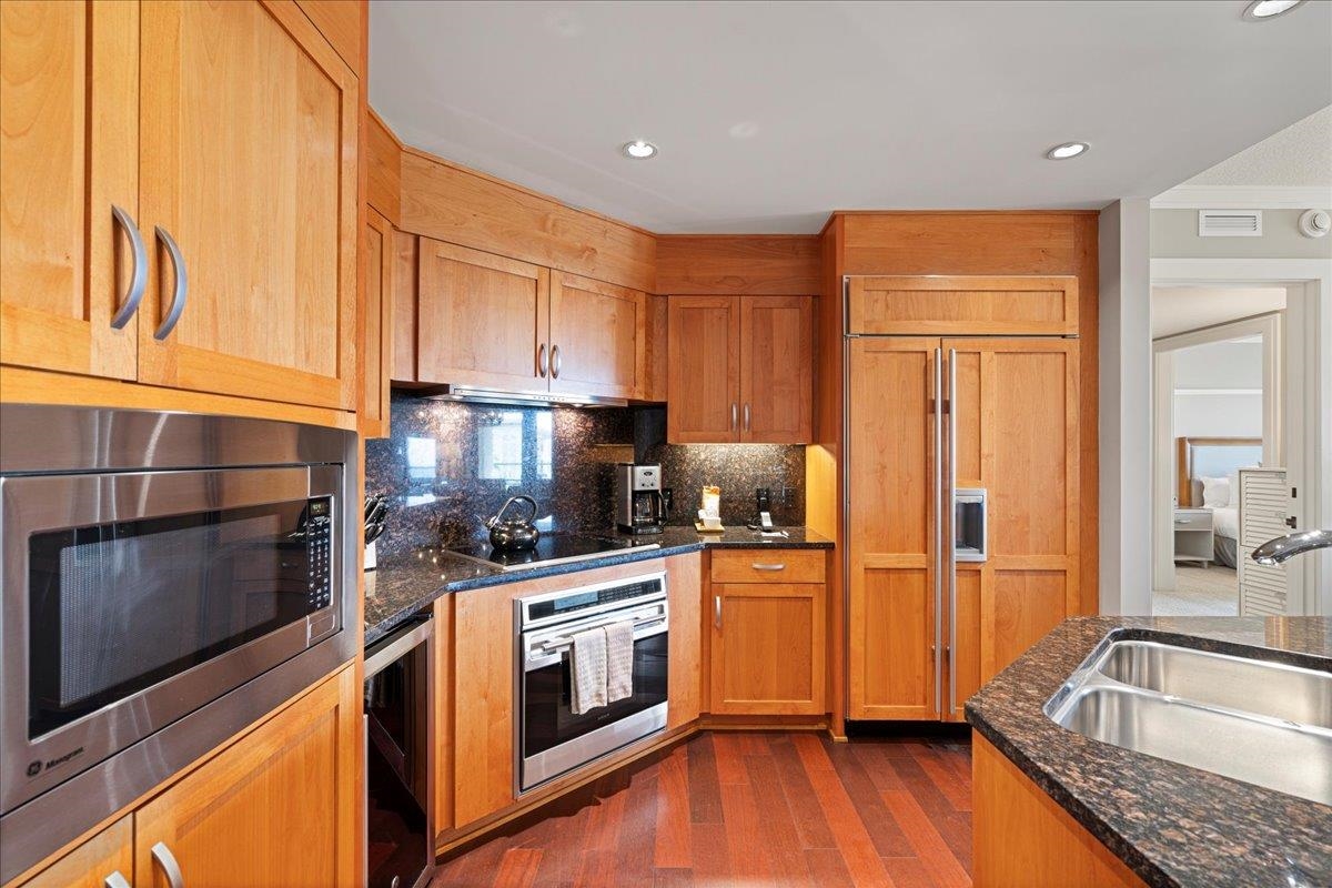 1 Bay DR Unit: 3503
