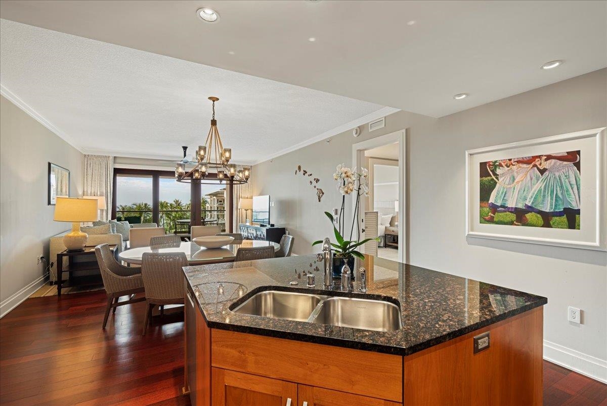 1 Bay DR Unit: 3503