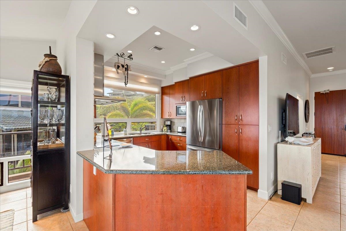 500 Bay Dr Unit: 16-B2-3-4