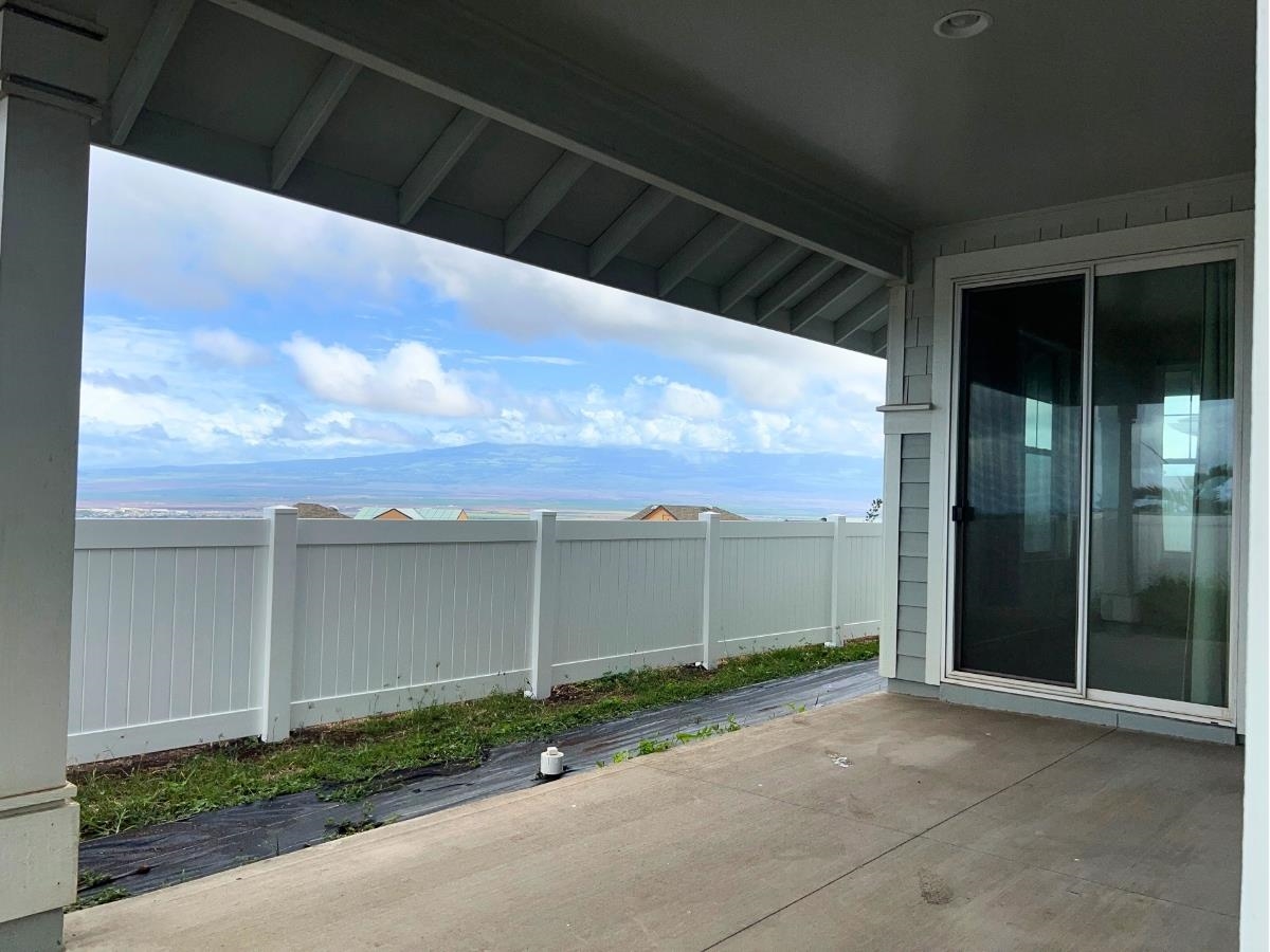 281 Pua Kalaunu Loop