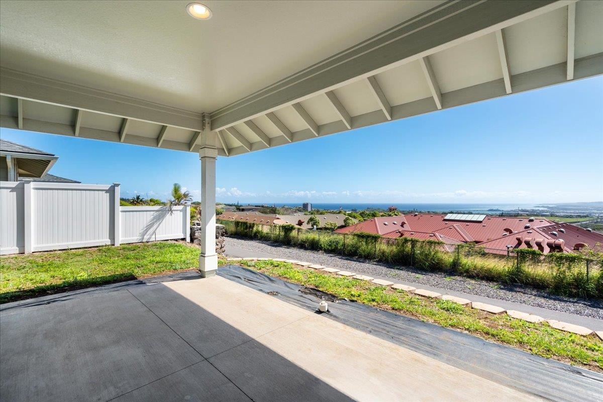 281 Pua Kalaunu Loop