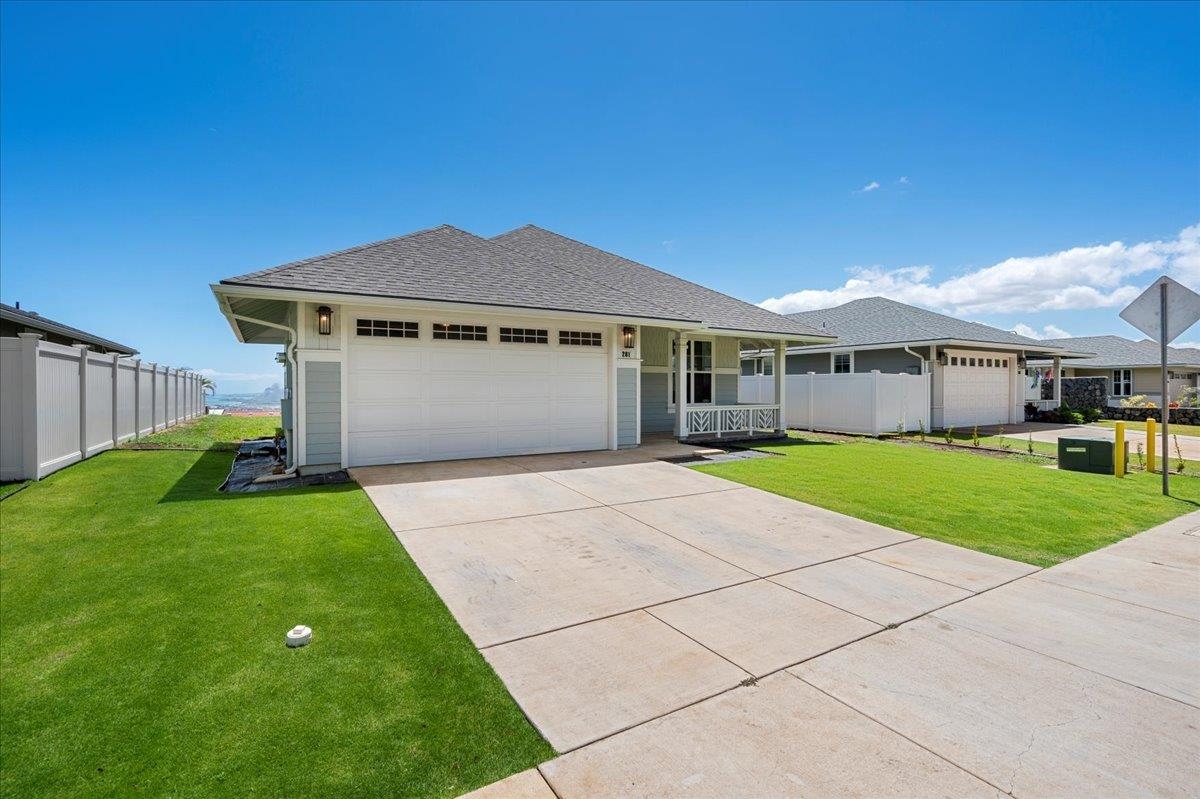 281 Pua Kalaunu Loop